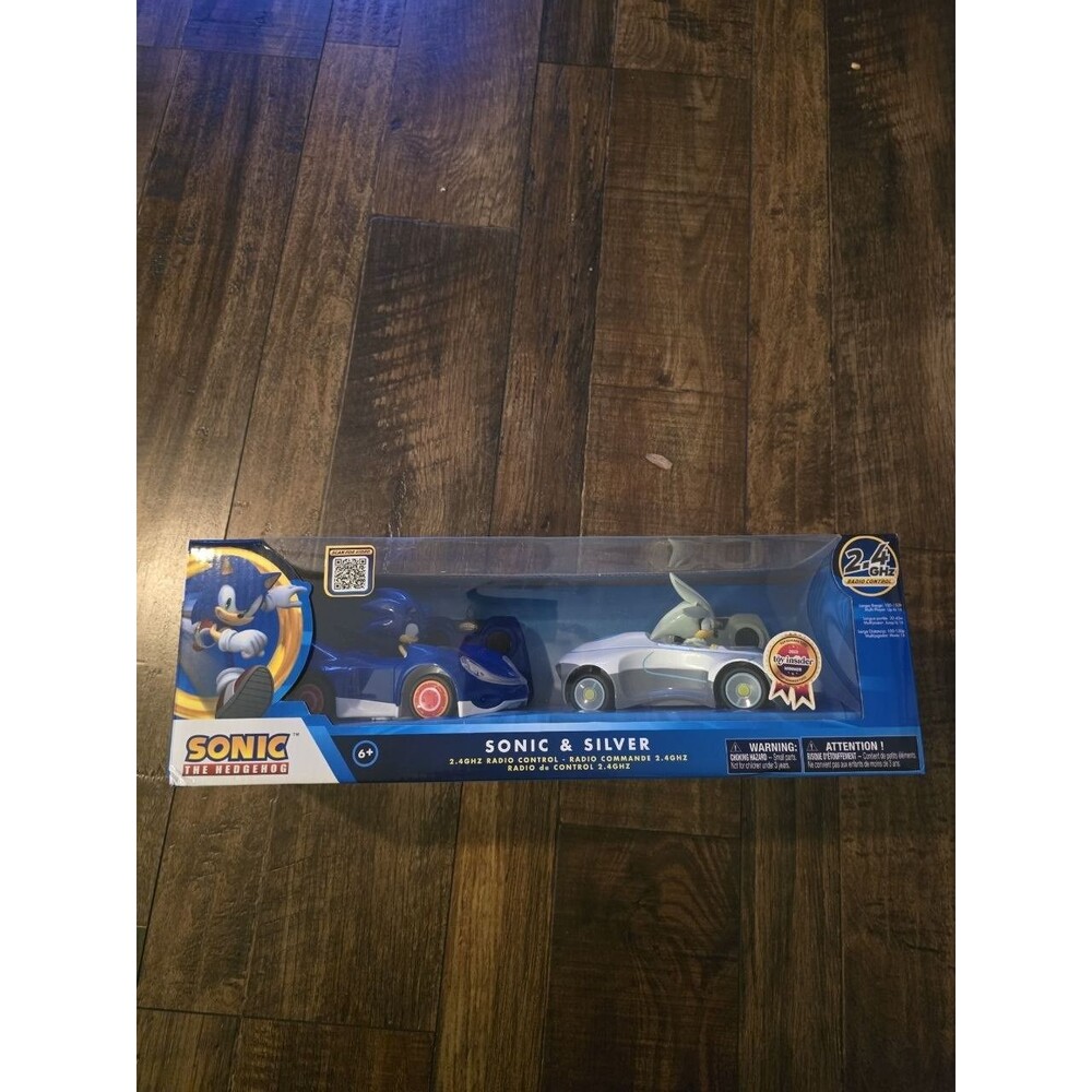 NKOK Sonic & Silver RC Car 2-Pack 1:28 Scale 2.4GHz Remote Control #688 In Box